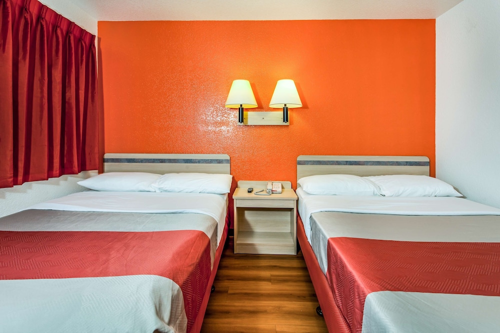 Motel6 Vacaville, CA 30/42