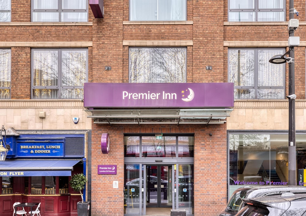 Premier Inn London St Pancras Hotel in LONDON
