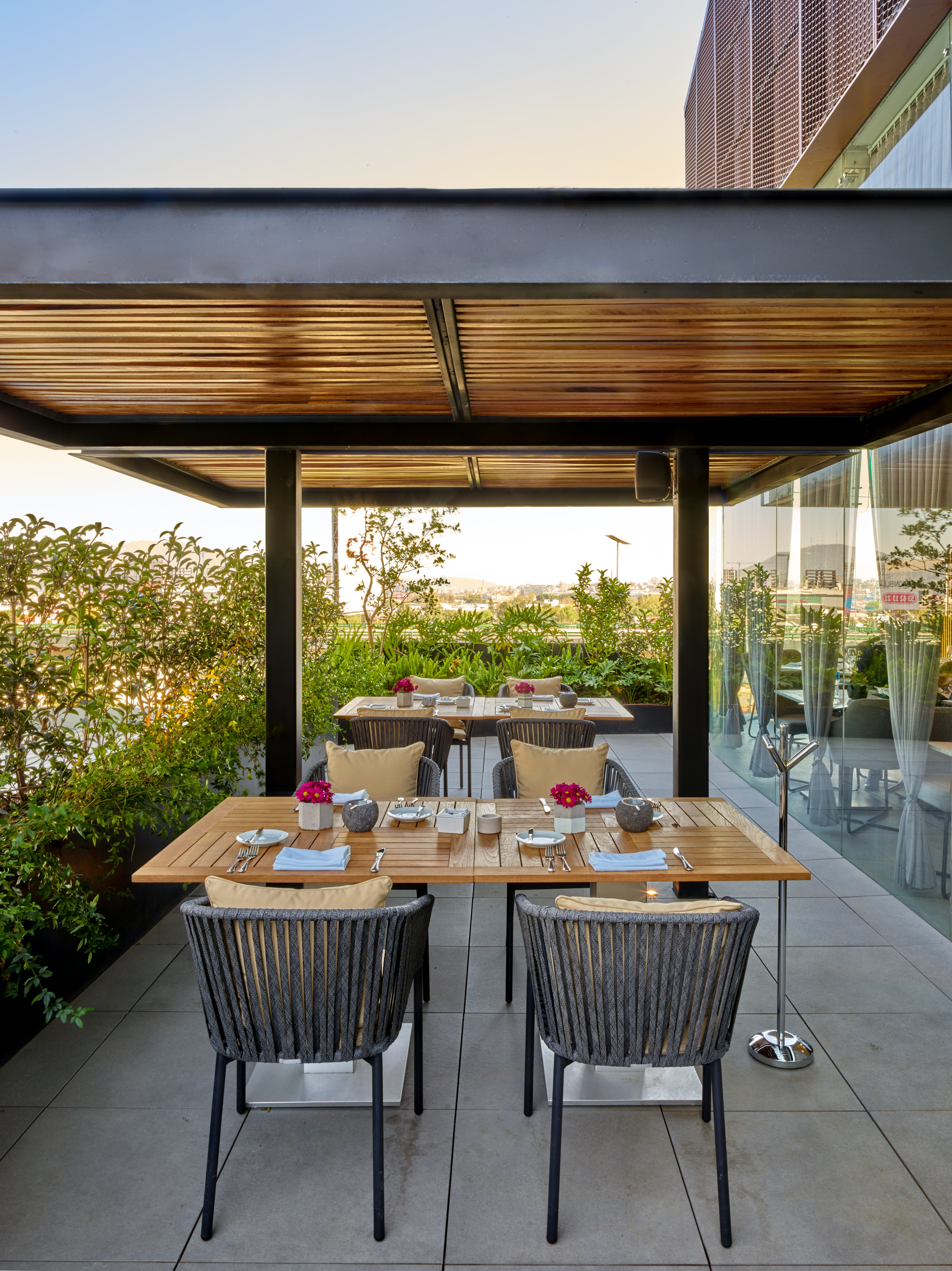 Fiesta Americana Mexico Satelite 50/78