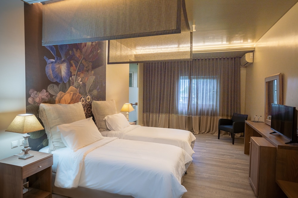 Mikelina Boutique Hotel 12/67