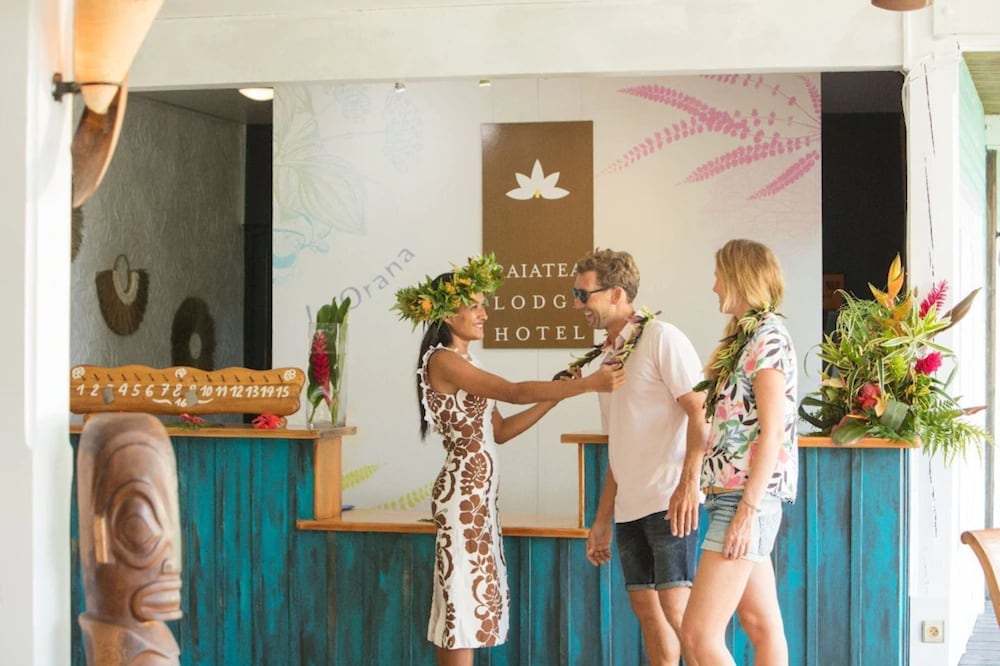 Raiatea Lodge Hotel 2/43
