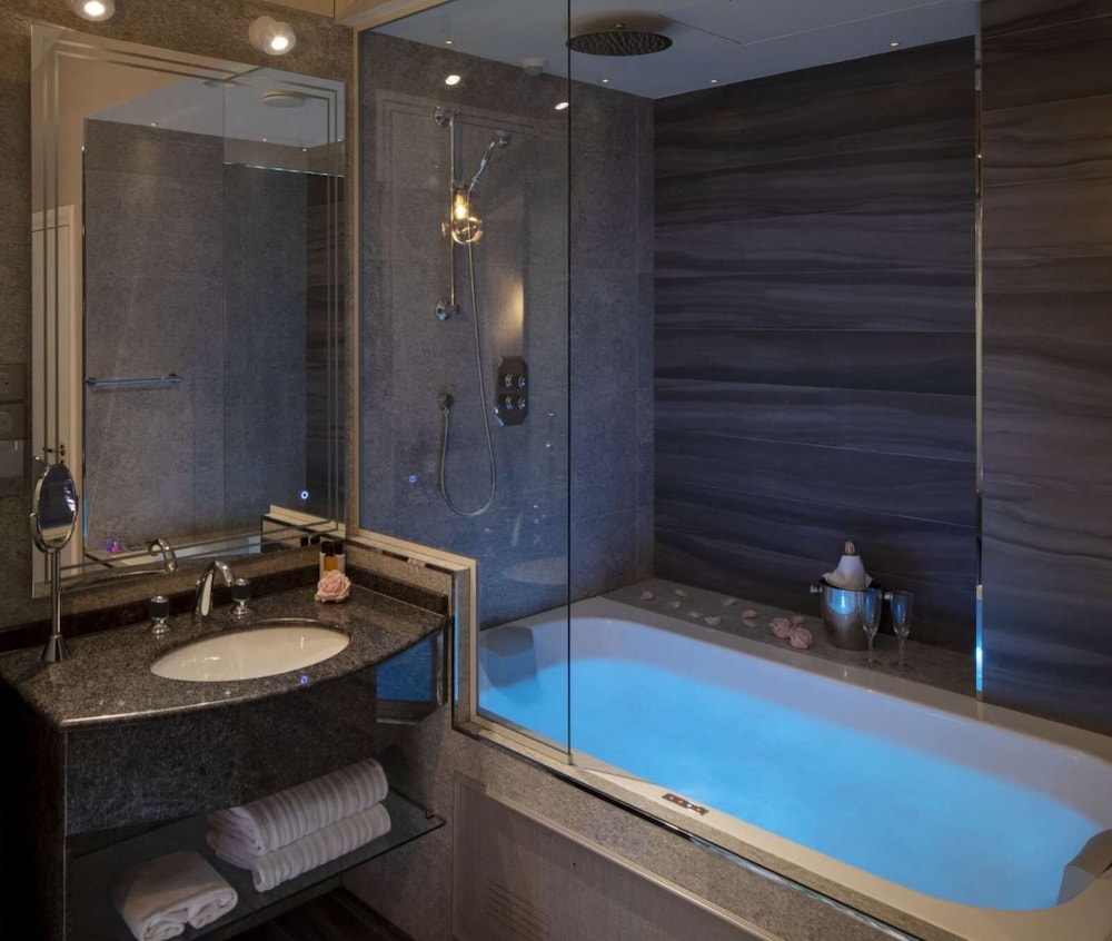 Paris J'adore Hotel & Spa - Adults Only 45/70