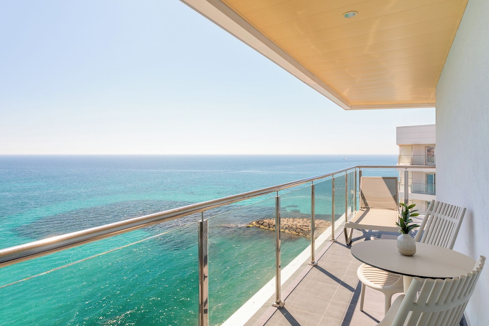 The Level At Melia Alicante 64/68