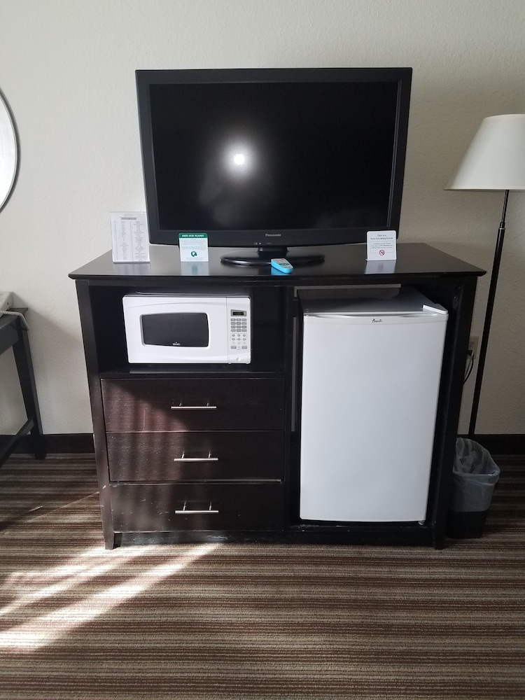 Best Western Plus Newark/Christiana Inn 29/30