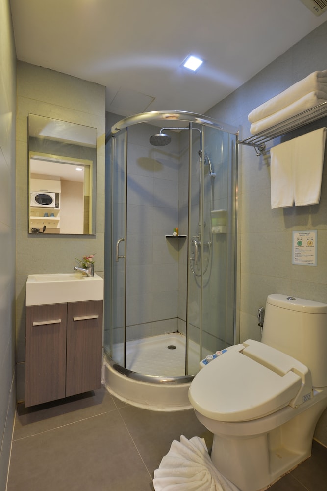 Arawana Express Phrom Phong (ex. Icheck Inn Regency Sukhumvit) 19/52