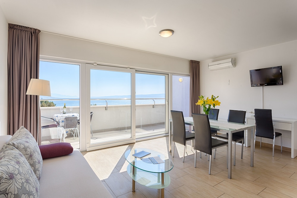 Adriatic Queen Apartments 61/81