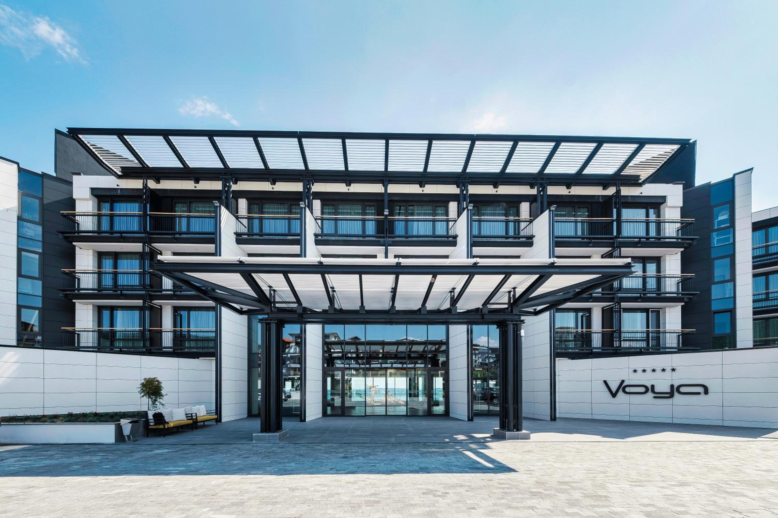 Voya beach resort 2/50