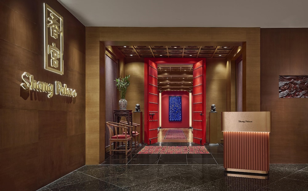 Shangri-La Kuala Lumpur 6/50