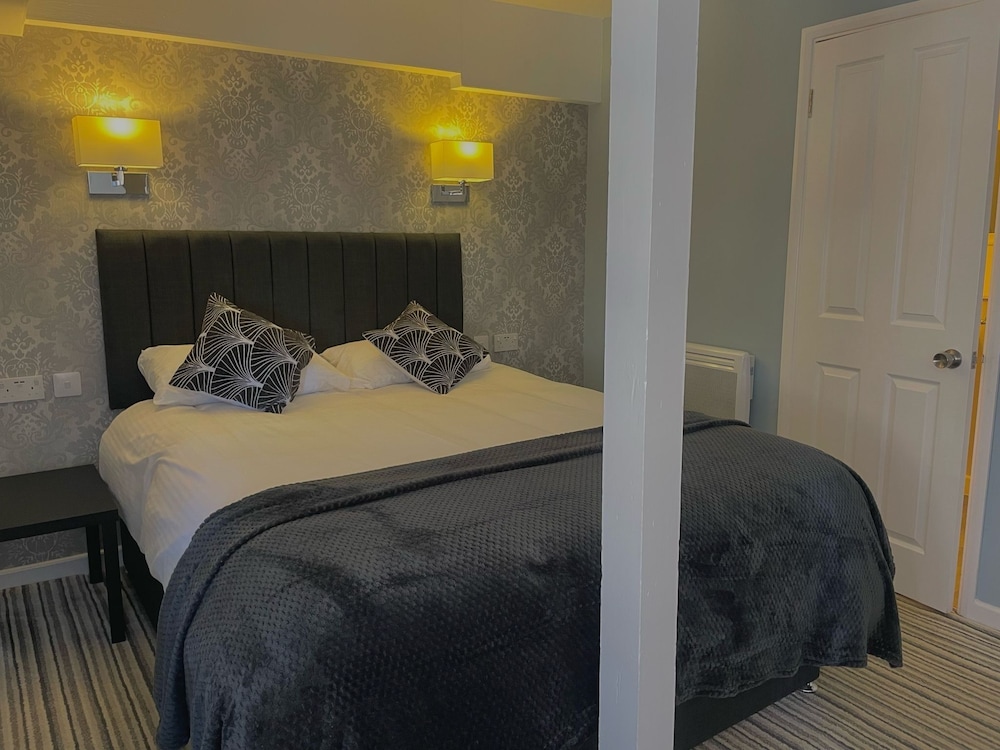 The Sibson Inn Hotel 8/50