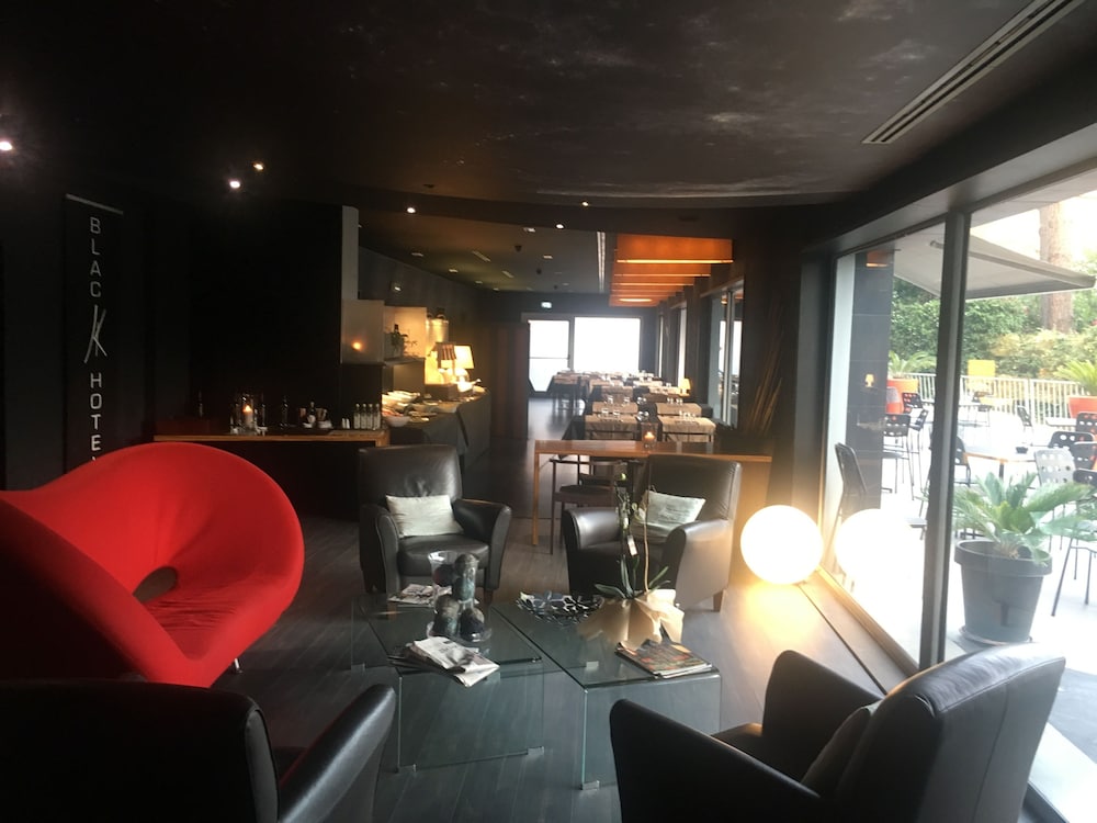 Black Hotel Rome 53/60