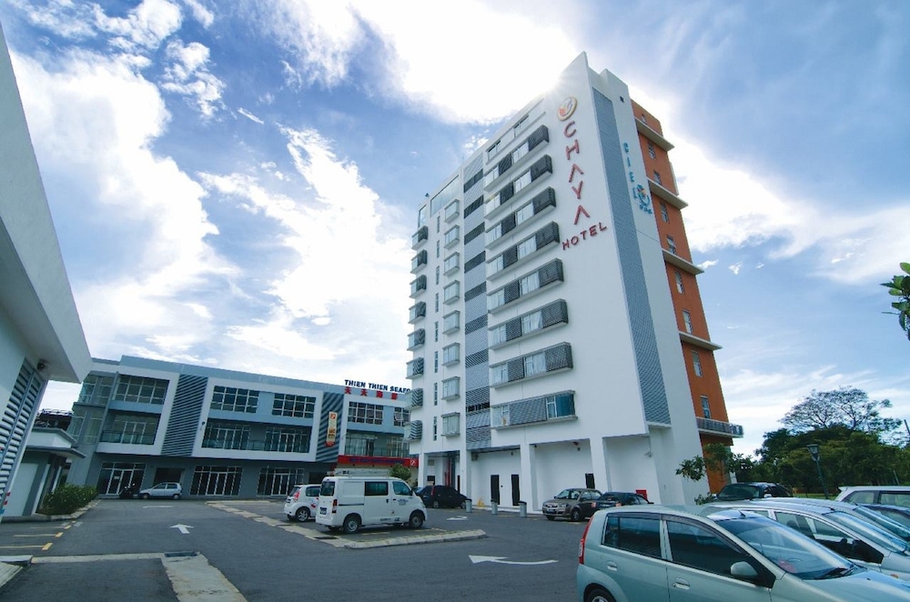 C Haya Hotel 4/44