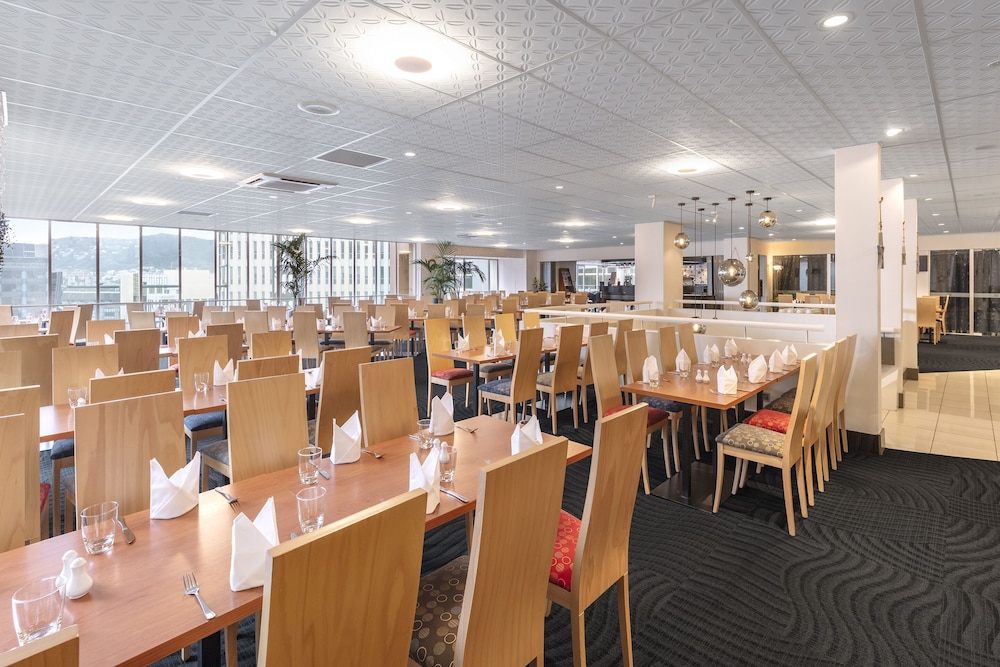 James Cook Hotel Grand Chancellor 45/60