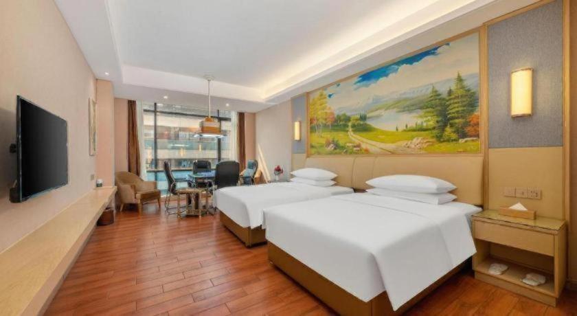 Venus International Hotel 25/58