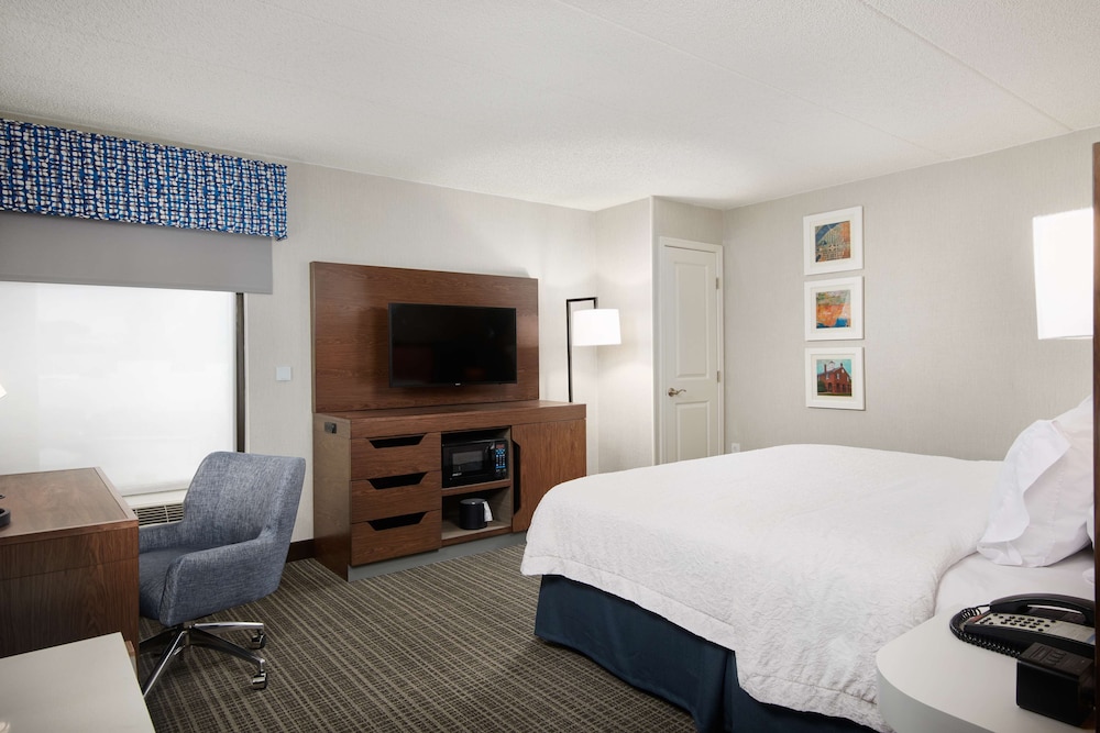 Hampton Inn Fairfax City 16/40