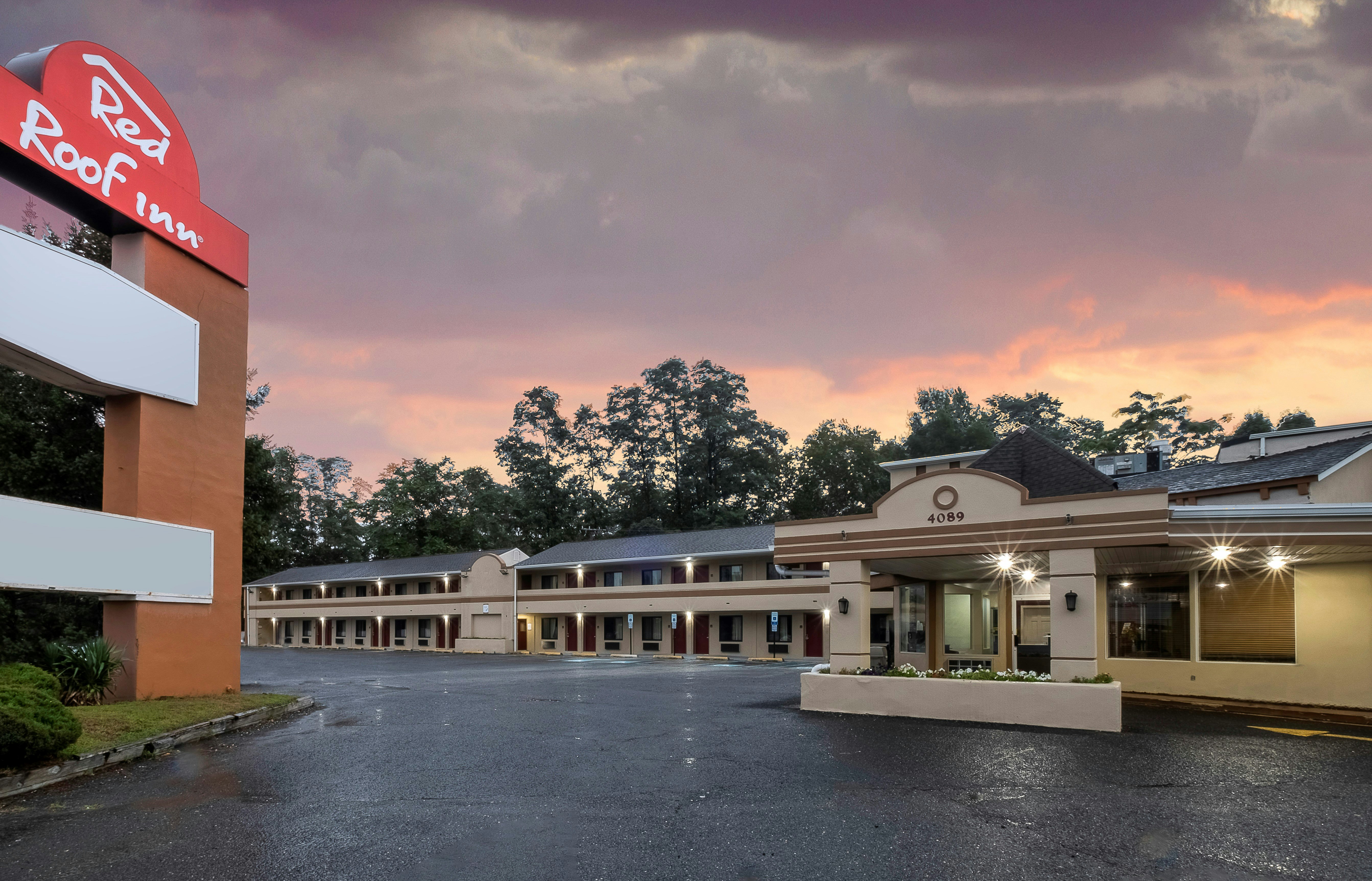 Red Roof Inn Freehold 15/15