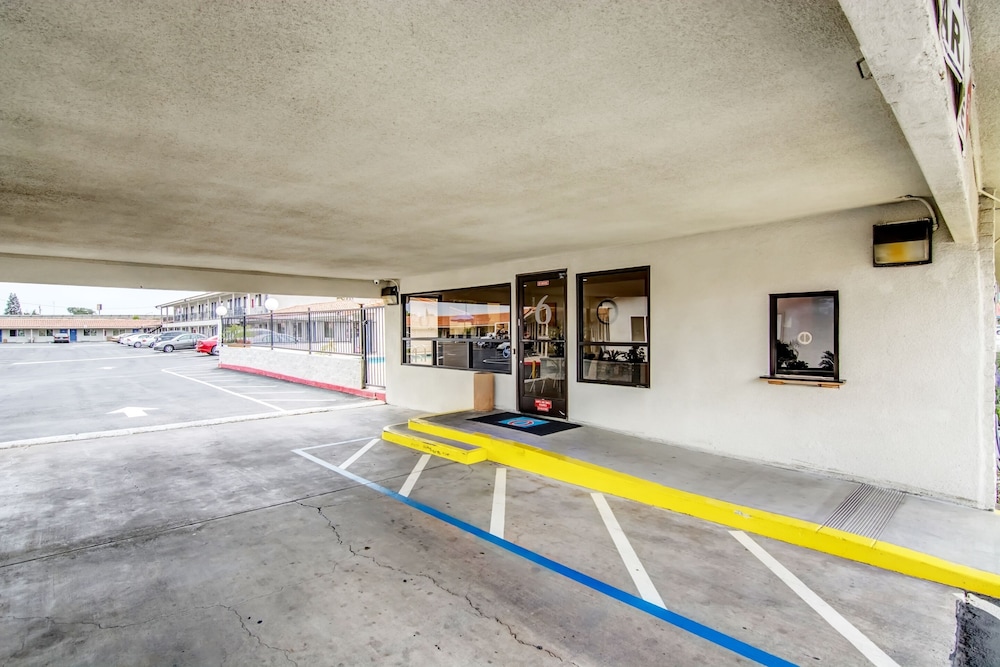 Motel6 Manteca, CA 29/45