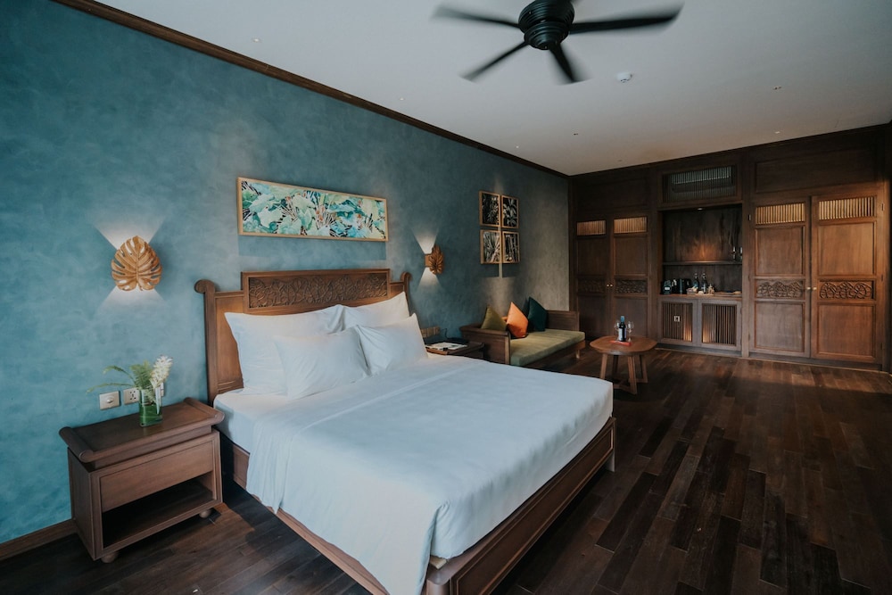EXECUTIVE, DOUBLE BED
