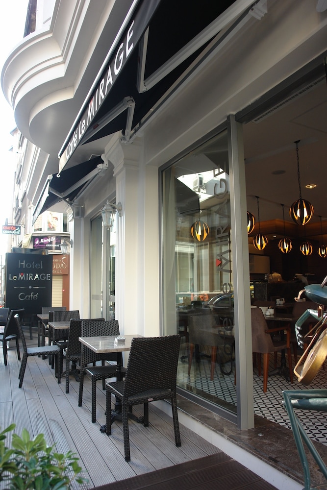 Hotel Le Mirage 43/69