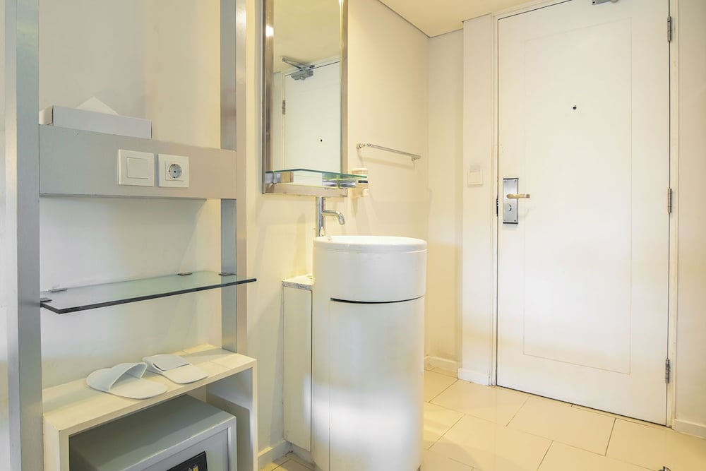 1o1 Urban Jakarta Kelapa Gading the Bnb 72/72