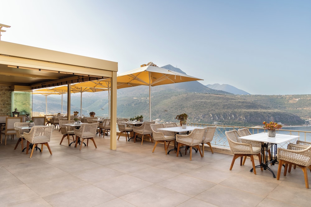 Akrolithi Guesthouse 52/63