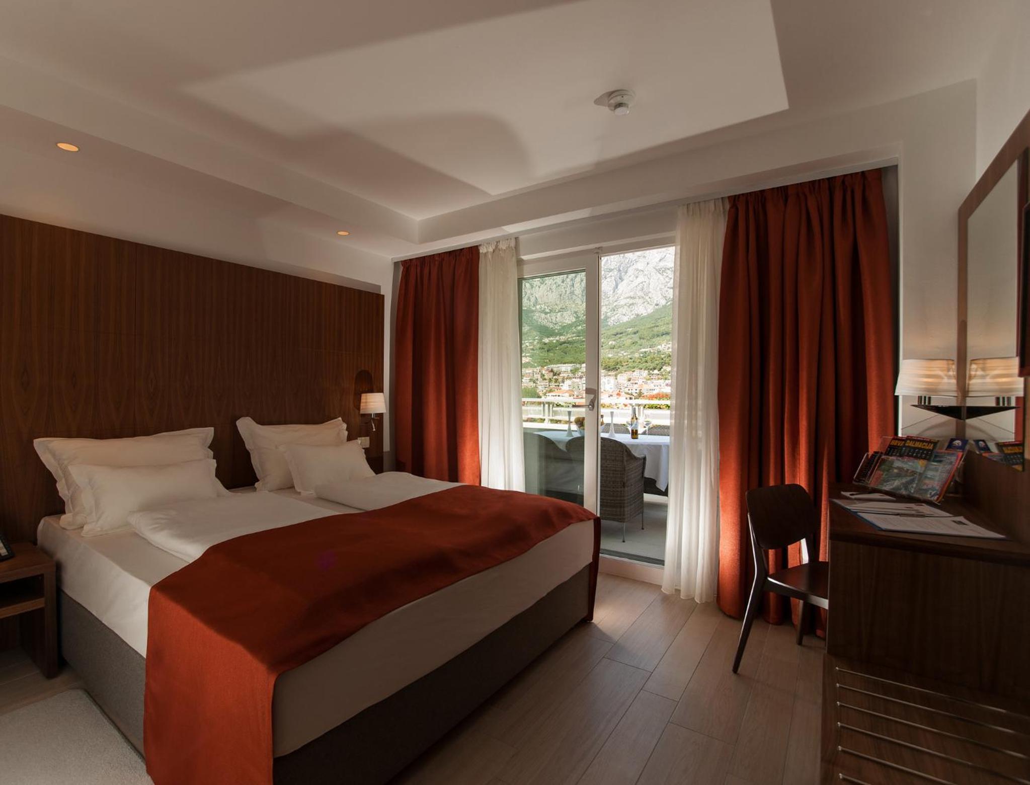 1 Bedroom, Apartment, Sea View, Balcony