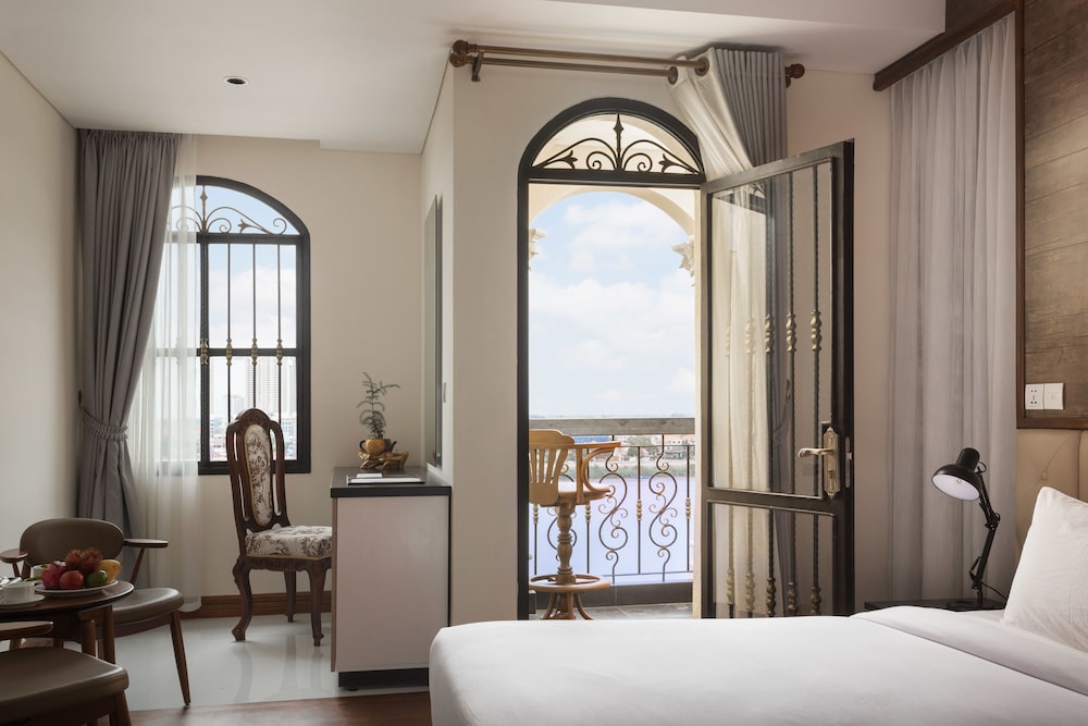 LCS Hotel & Apartment 26/64