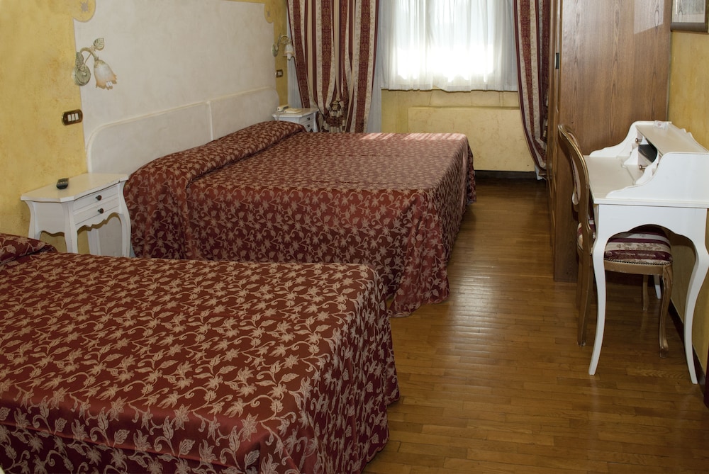 Ai Ronchi Motor Hotel 20/29