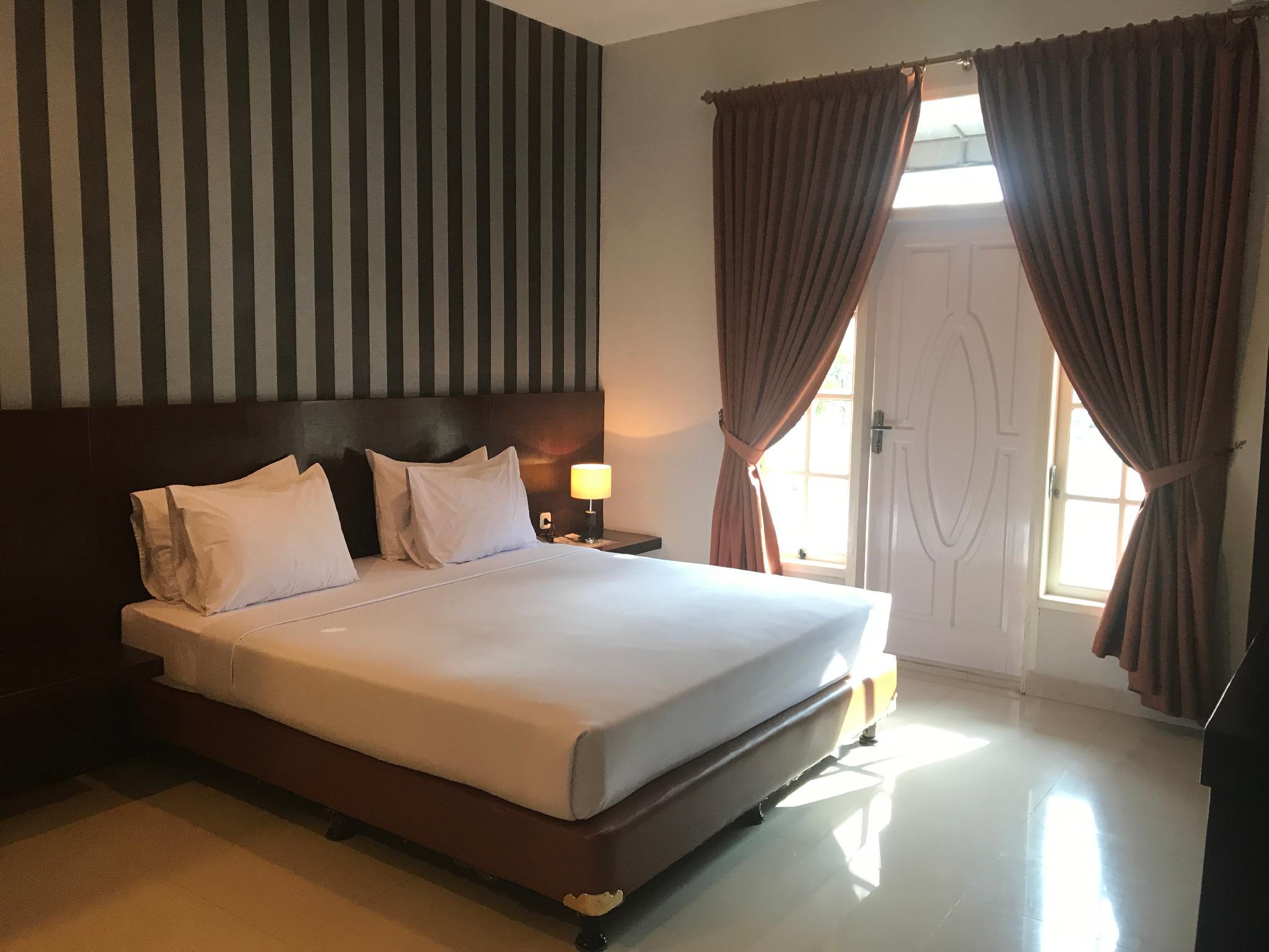 Grand Mega Hotel 12/26