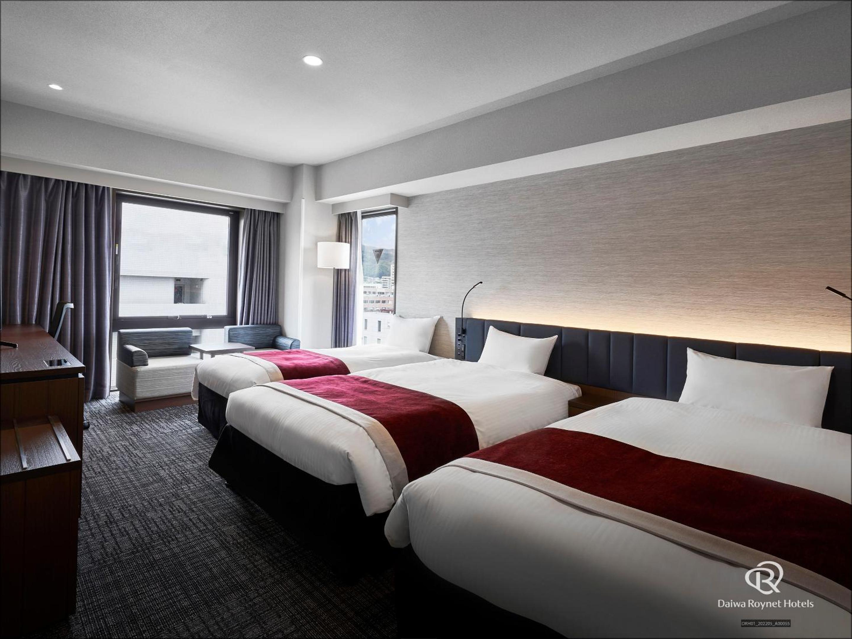 Deluxe, Single Bed, Twin Beds, Two Extra Beds