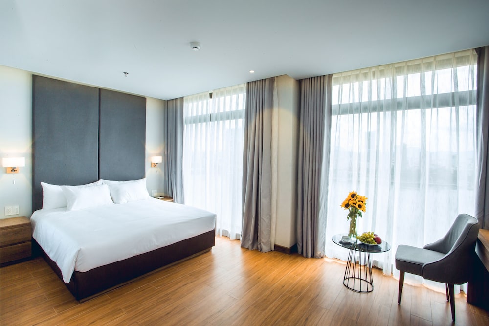 Glamour Hotel Da Nang 16/30