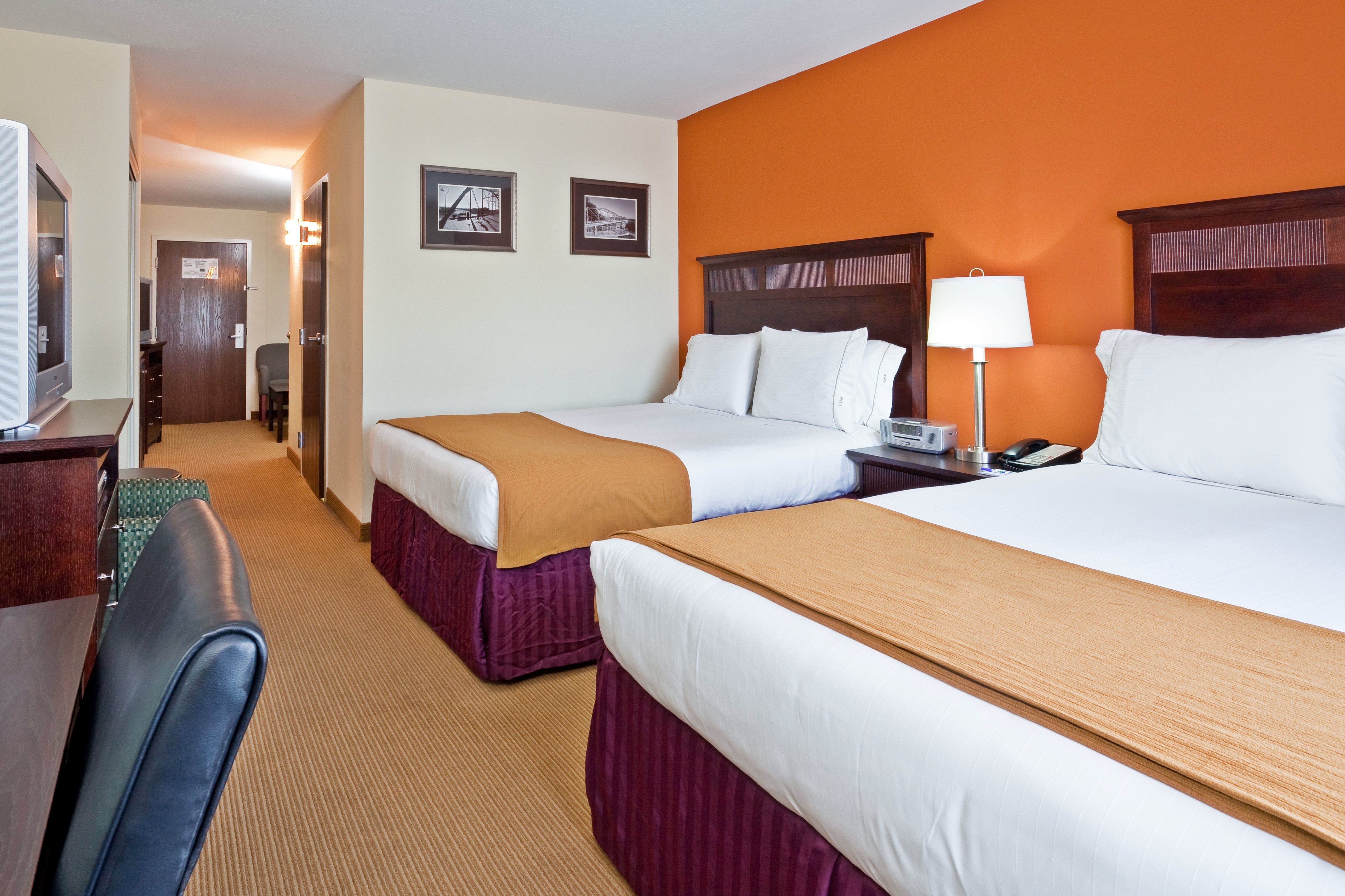 Holiday Inn Express Hotel Suites Chattanooga Hixson 20/75