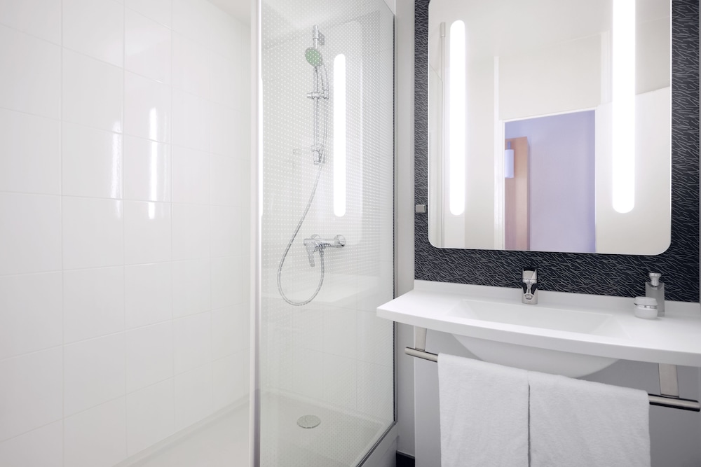 Hotel Ibis Annecy Centre Vieille Ville 73/73
