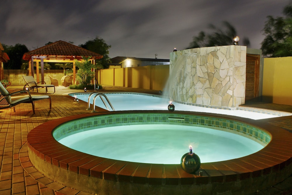 Costa Esmeralda Village 25/50