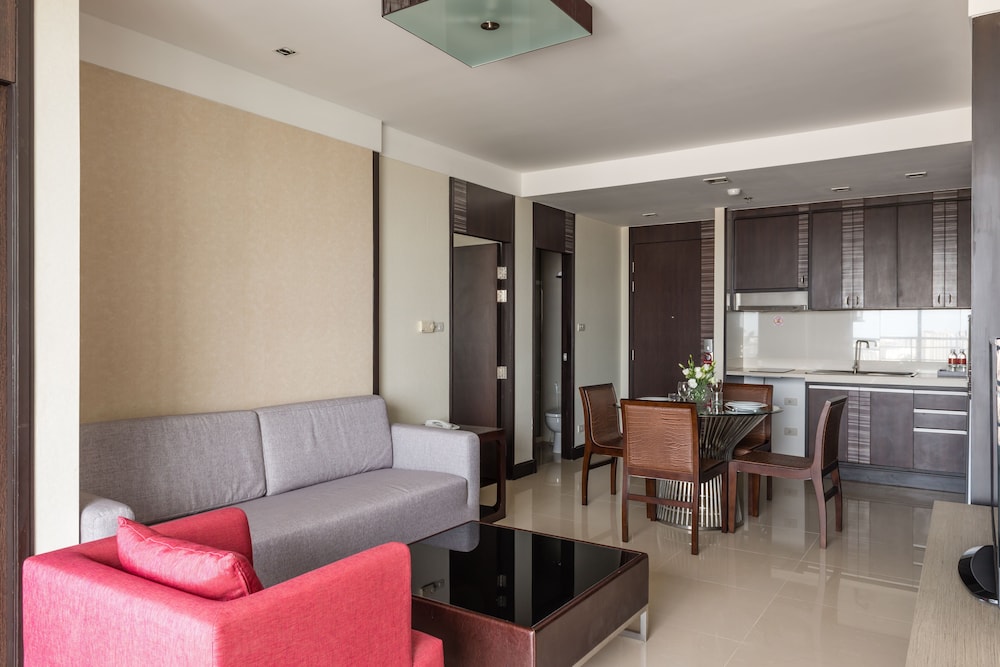 Jasmine Grande Residence 51/74