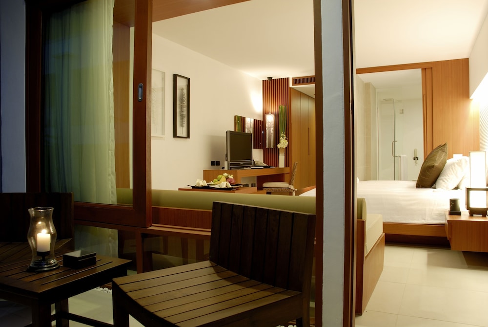 La Flora Resort Patong 32/70