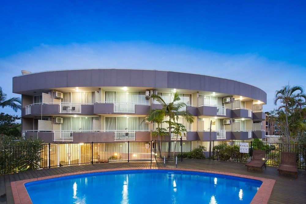 THE WELLINGTON APARTMENT HOTEL 4/48