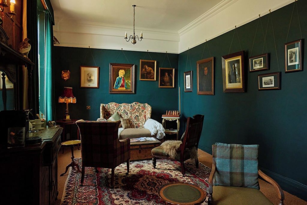 The Apartment at Foyers Lodge [VR] 31/50