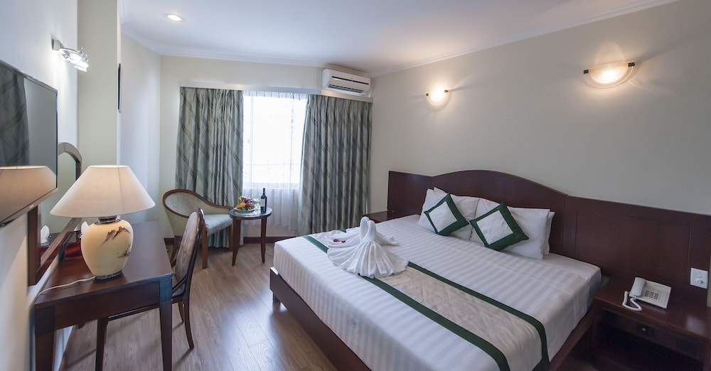 Nha Trang Lodge 12/72
