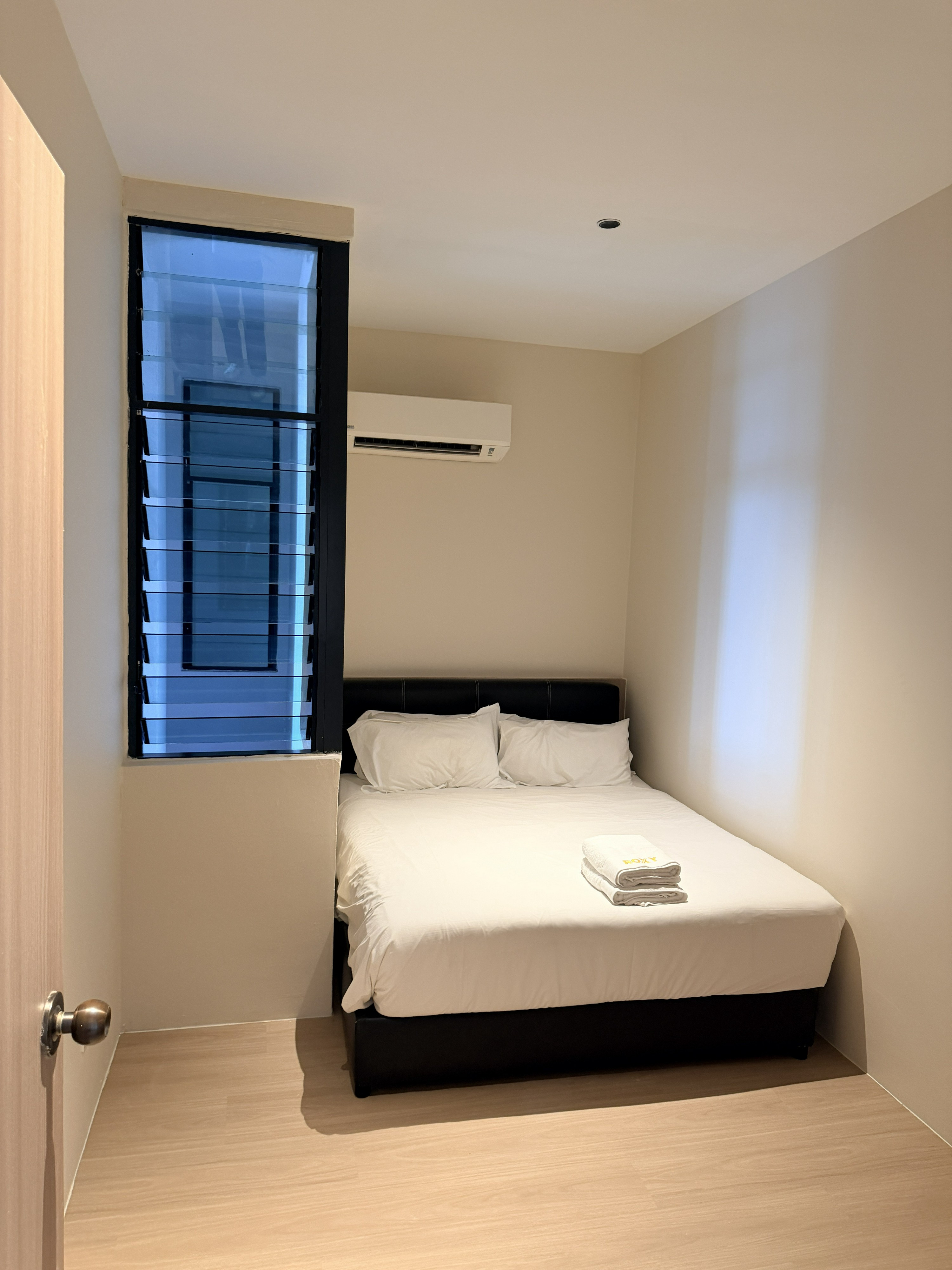 Suite, Apartment