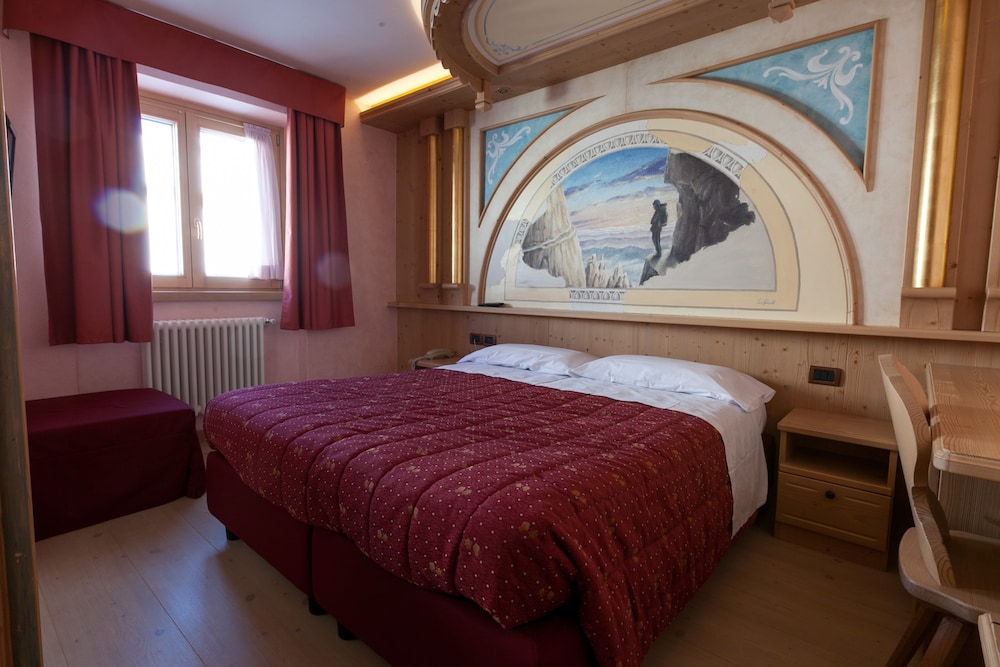 Sporting Hotel 17/50