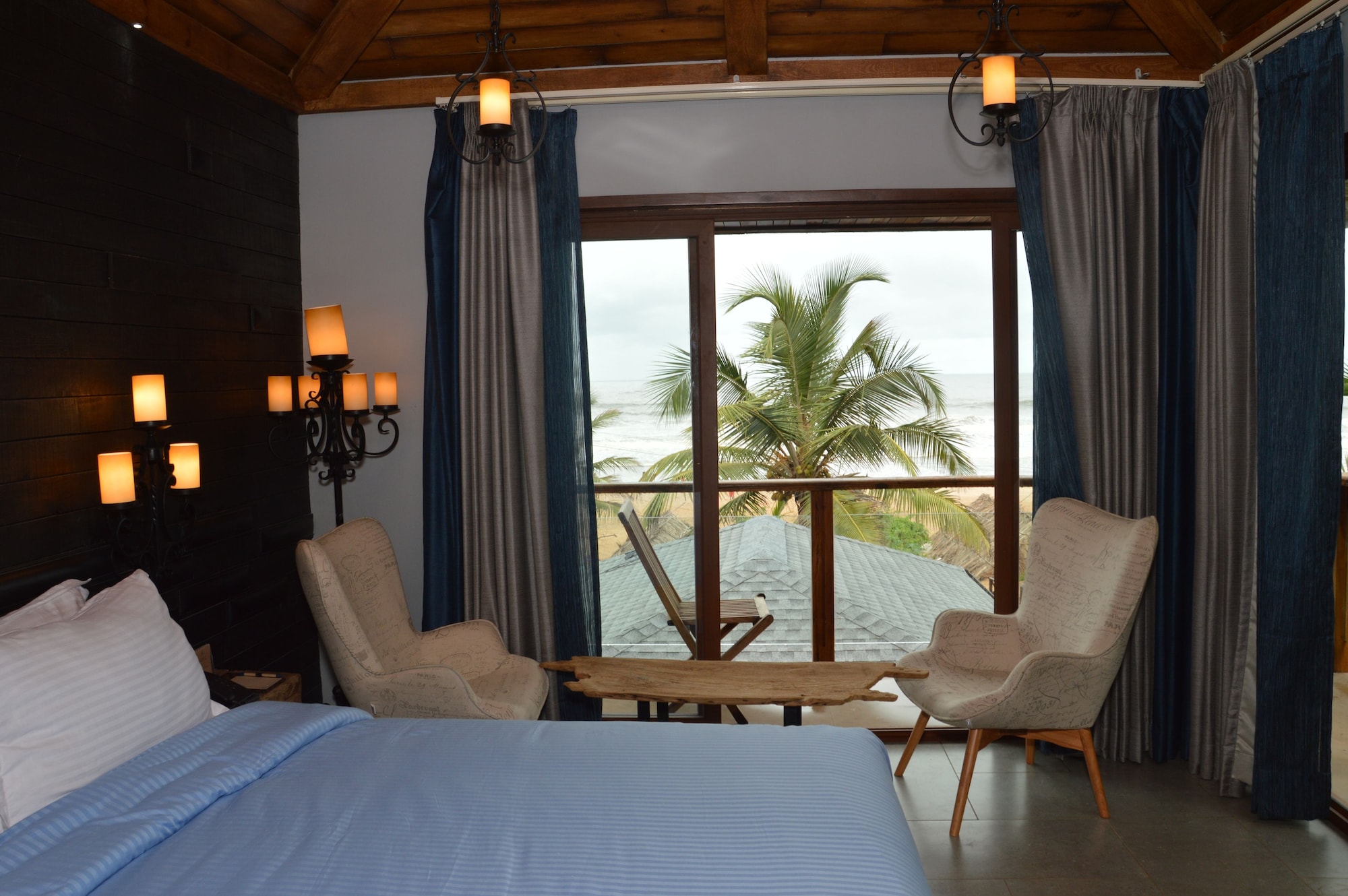 Plus, Ocean, Premium, Cottage, King Bed, Sea View