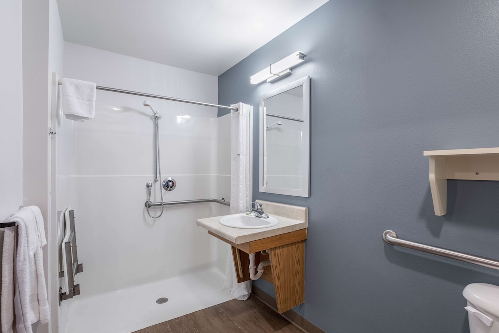 Extended Stay America Select Suites - Orlando - Sanford - Airport 15/35