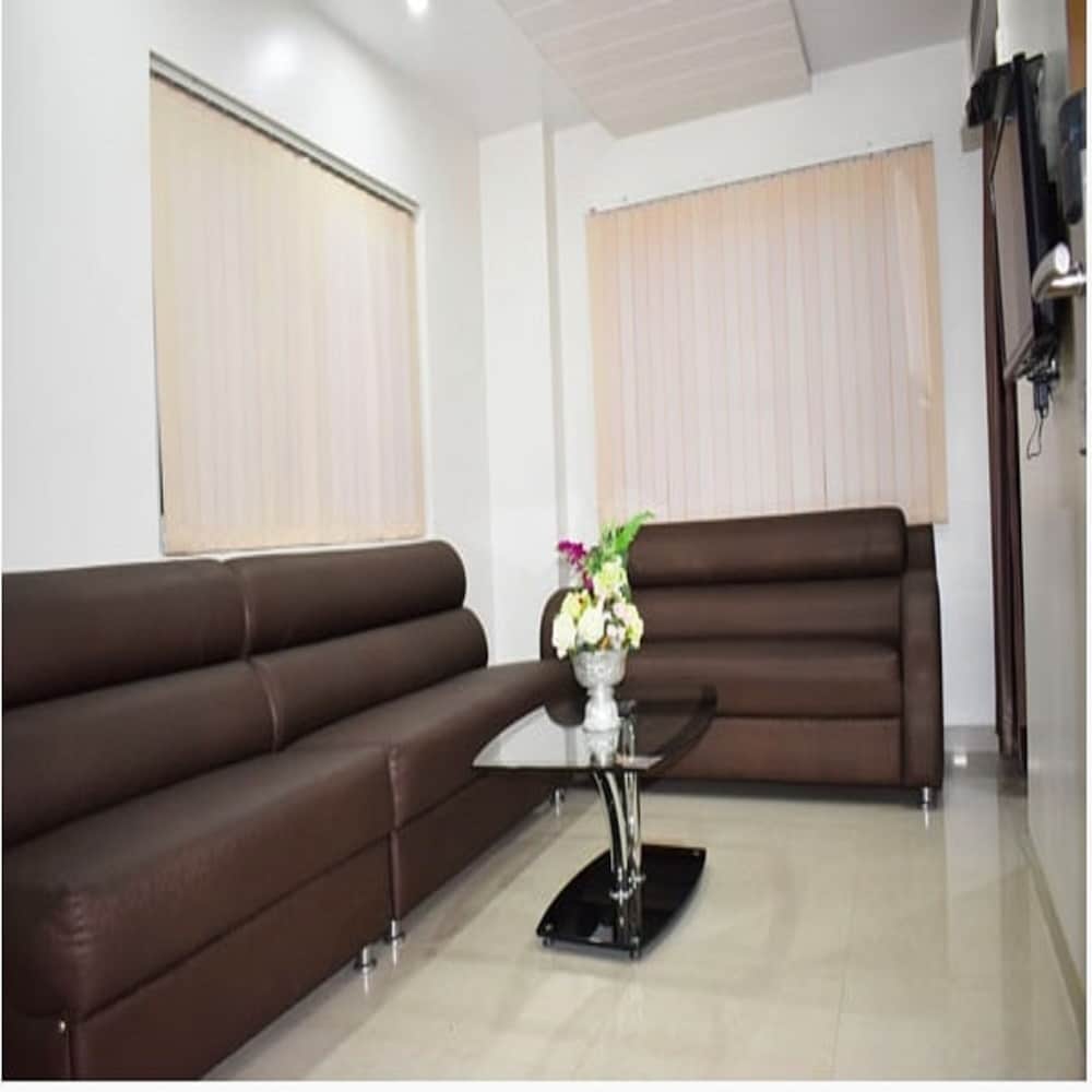 Hotel Anand International 29/46
