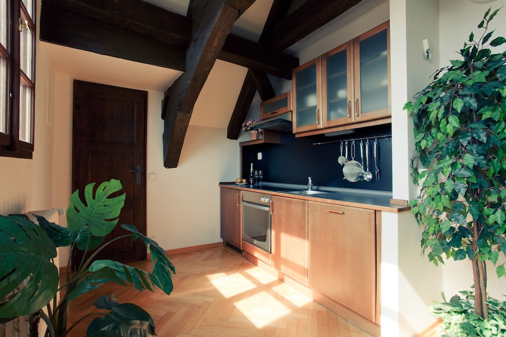 Residence Thunovska 19 9/50