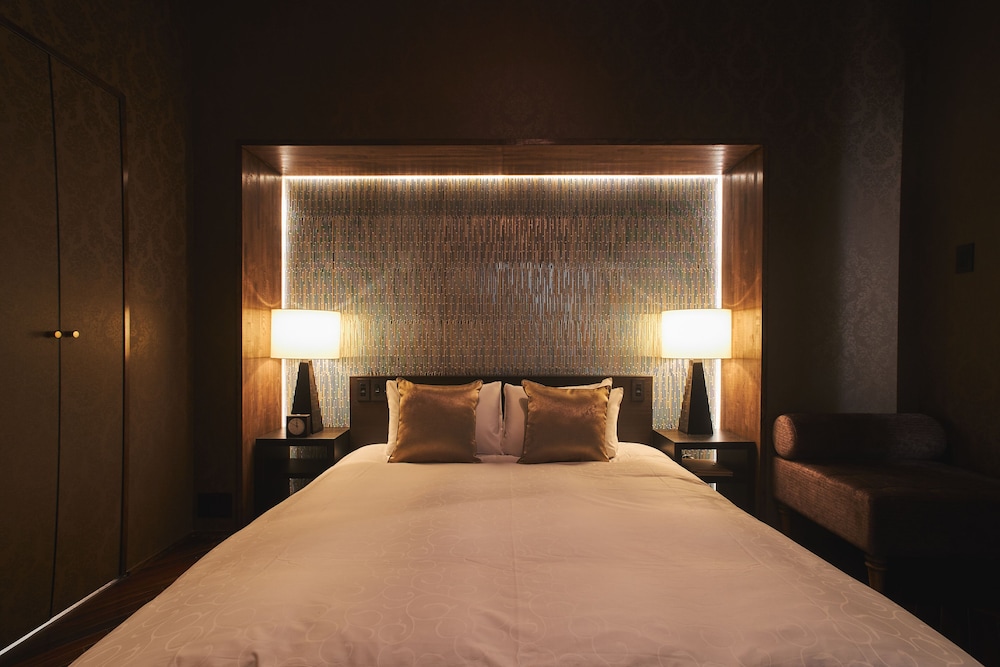 Room, Double Bed, Patio