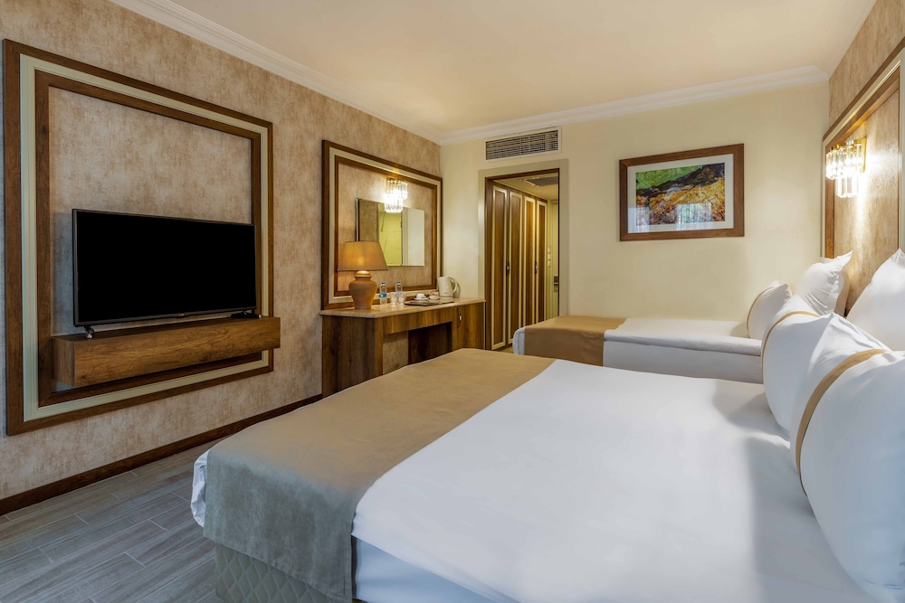 Polat Thermal Hotel 18/66