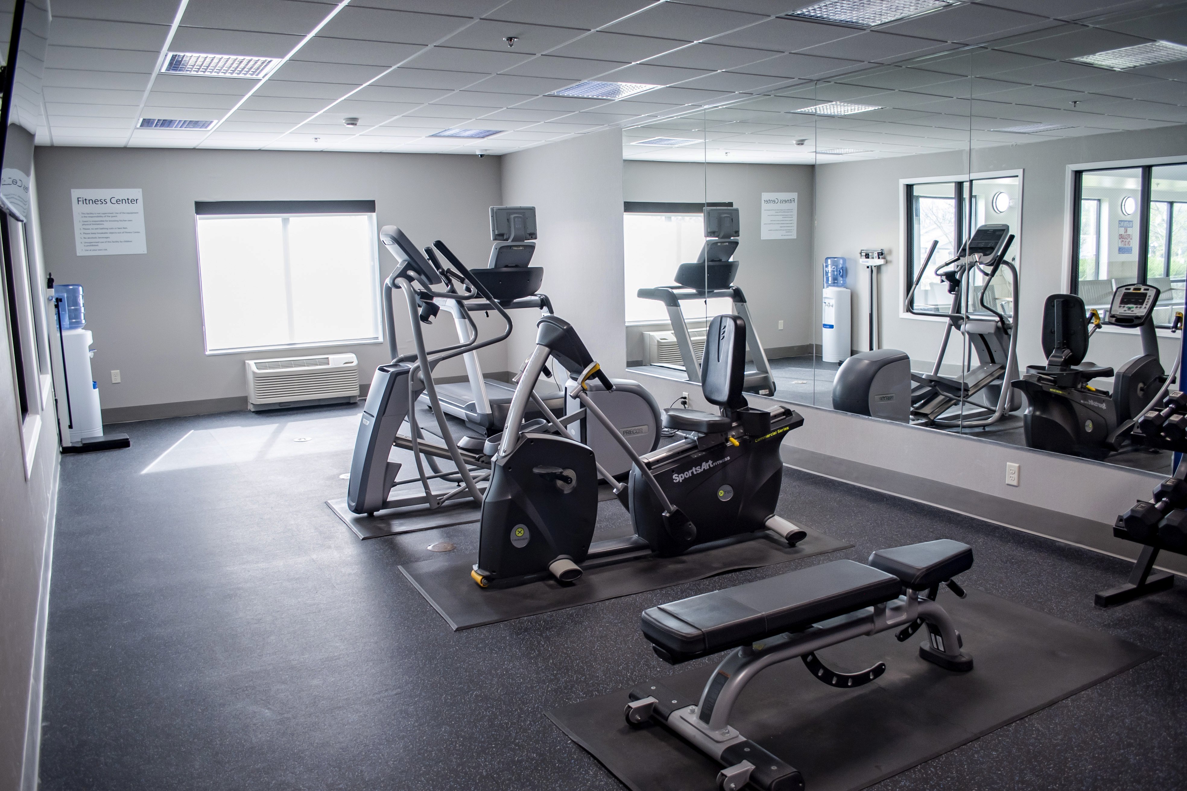 Holiday Inn Express Hotel And Suites Mason City 43/76