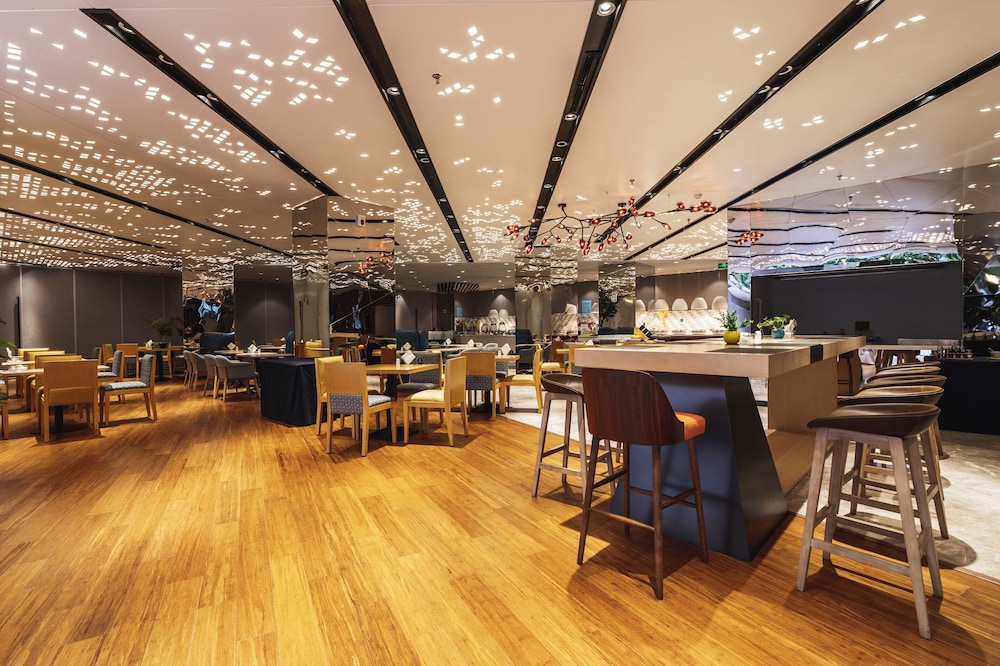 Holiday Inn Express Daocheng Yading 57/67