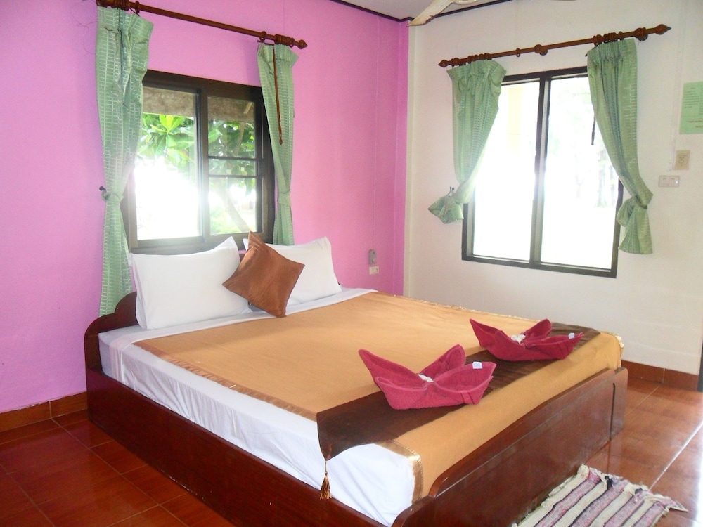 Lanta Palm Beach Resort 21/60