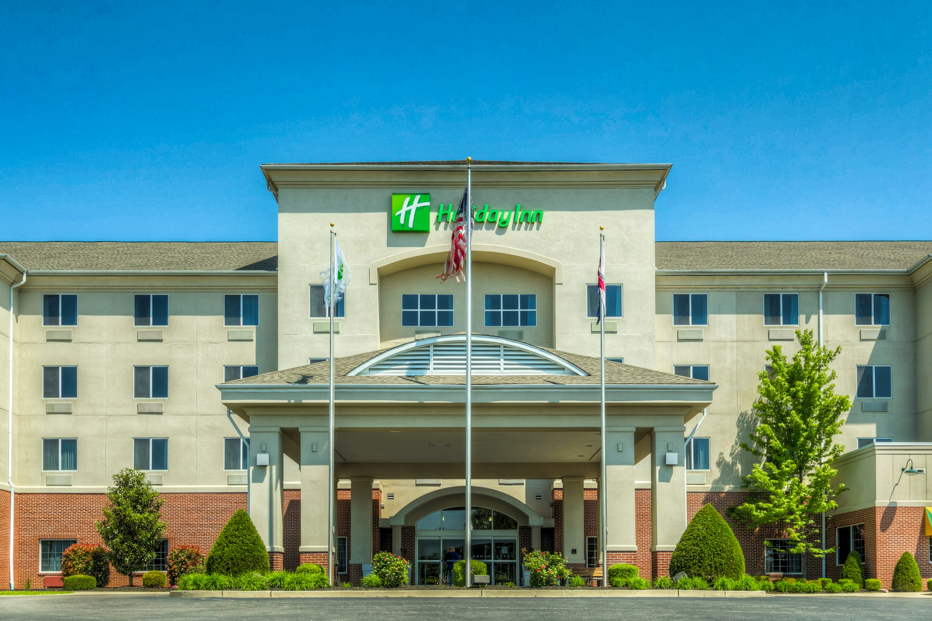 Holiday Inn Poplar Bluff an IHG Hotel 2/73